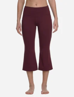 Laureate Women's Flare Capri Leggings -Baleaf Clothing Shop abh111 Ruby Wine 9dd567a2 382d 4a3c 962a 74db89659164