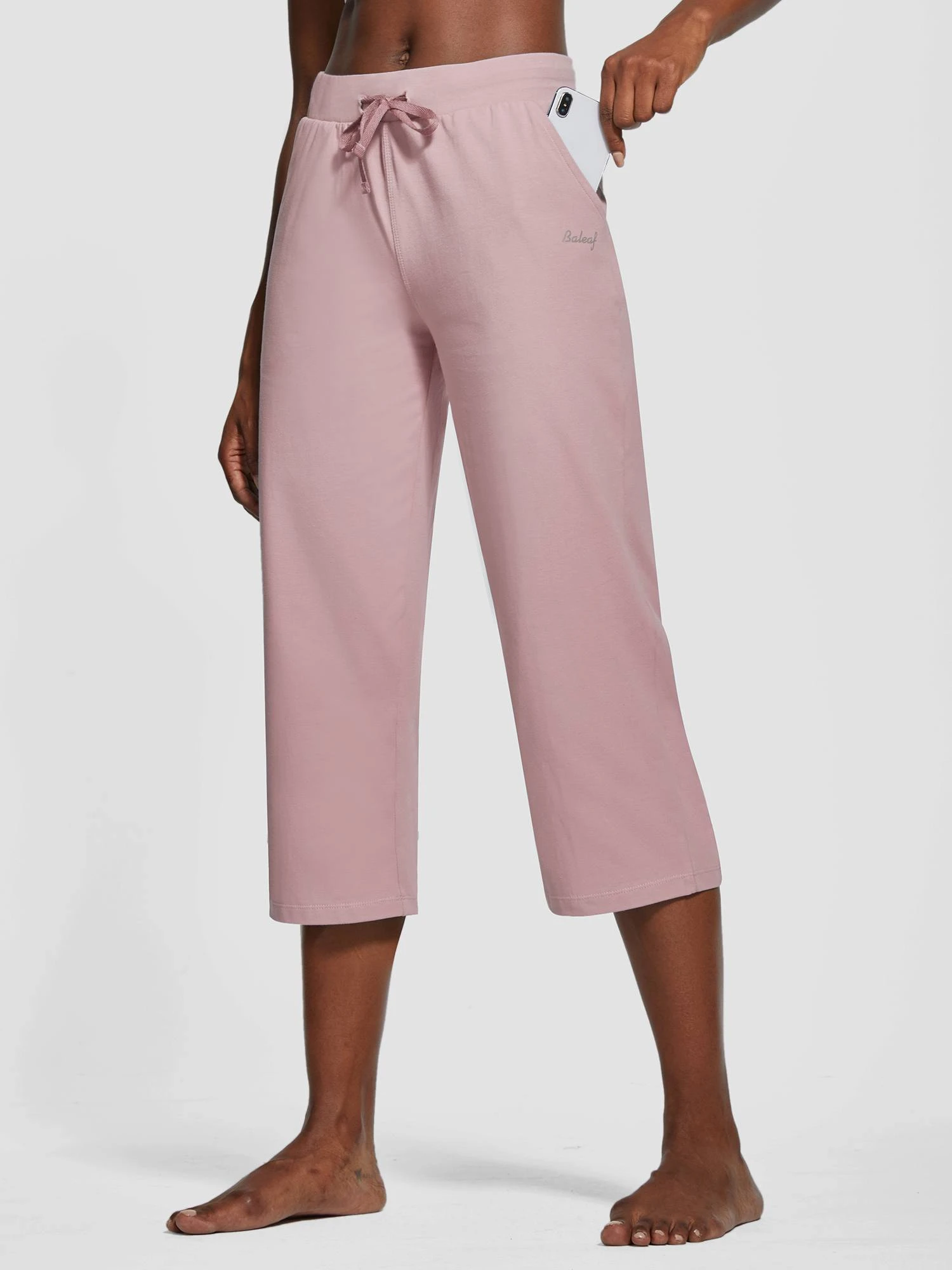 Women's Lightweight Wide-Leg Cotton Capri Pants 16 Women's Lightweight Wide-Leg Cotton Capri Pants - Image 16