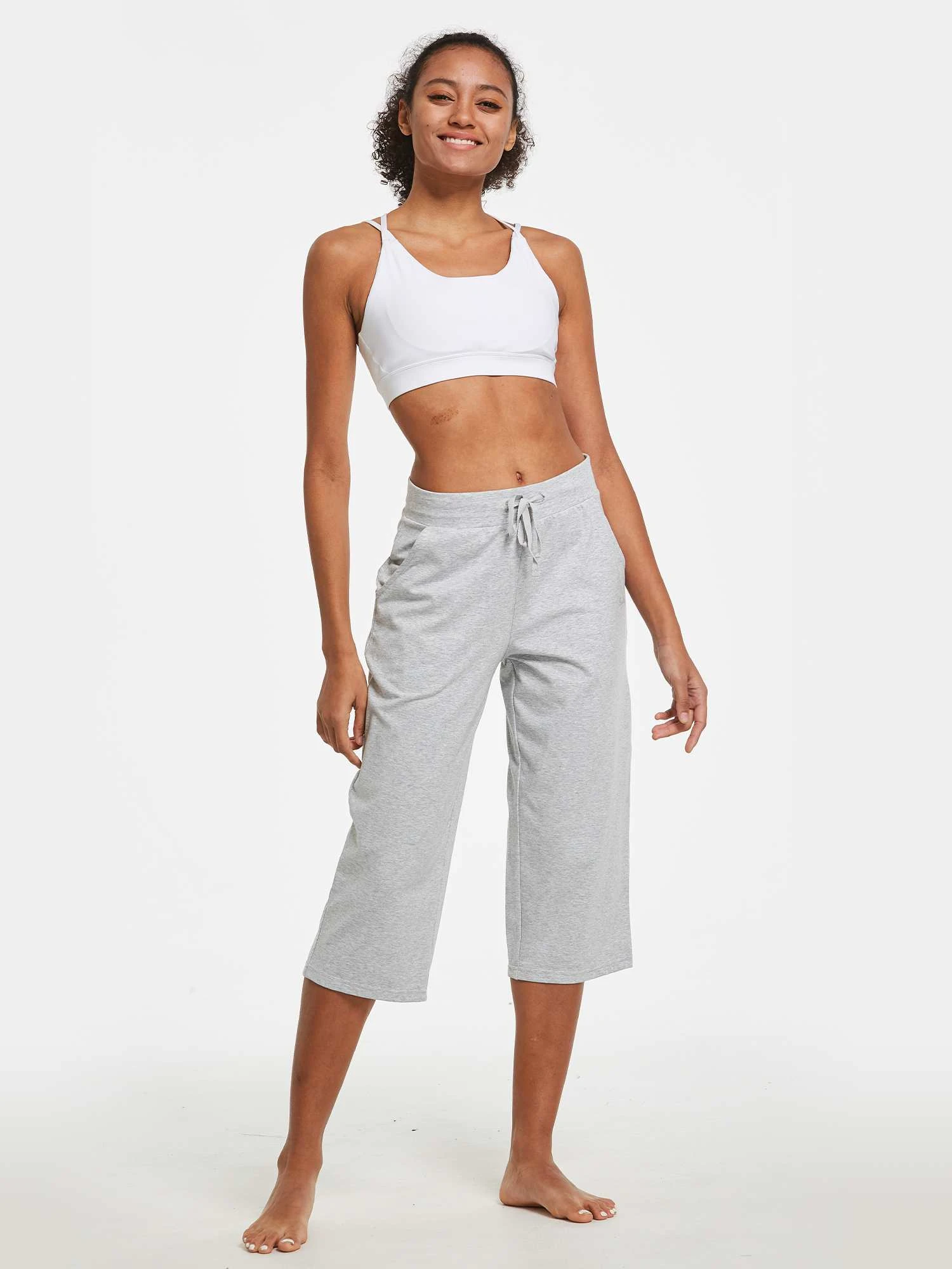 Women's Lightweight Wide-Leg Cotton Capri Pants 6 Women's Lightweight Wide-Leg Cotton Capri Pants - Image 6