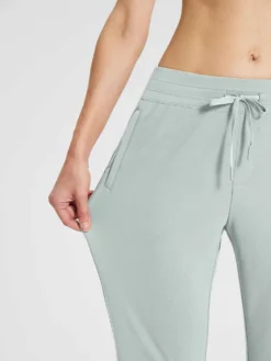 Laureate Golf Ankle-Length Straight-Leg Pants -Baleaf Clothing Shop bfg012 2 7c4f9859 e8d7 4567 9961 5b62e177de7c