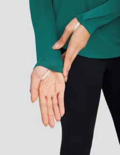 UPF 50+ Loose Fit Long Sleeve -Baleaf Clothing Shop bfo004 1 edfd8a1d 71e4 4443 beae 5518812bec63 1