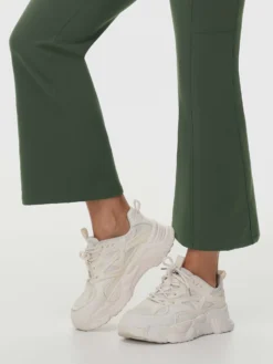 27" Micro-flare Skinny Knit Fleece Pants -Baleaf Clothing Shop bfo064 5 186a7321 3503 4fb3 a46f b22e55f552a0