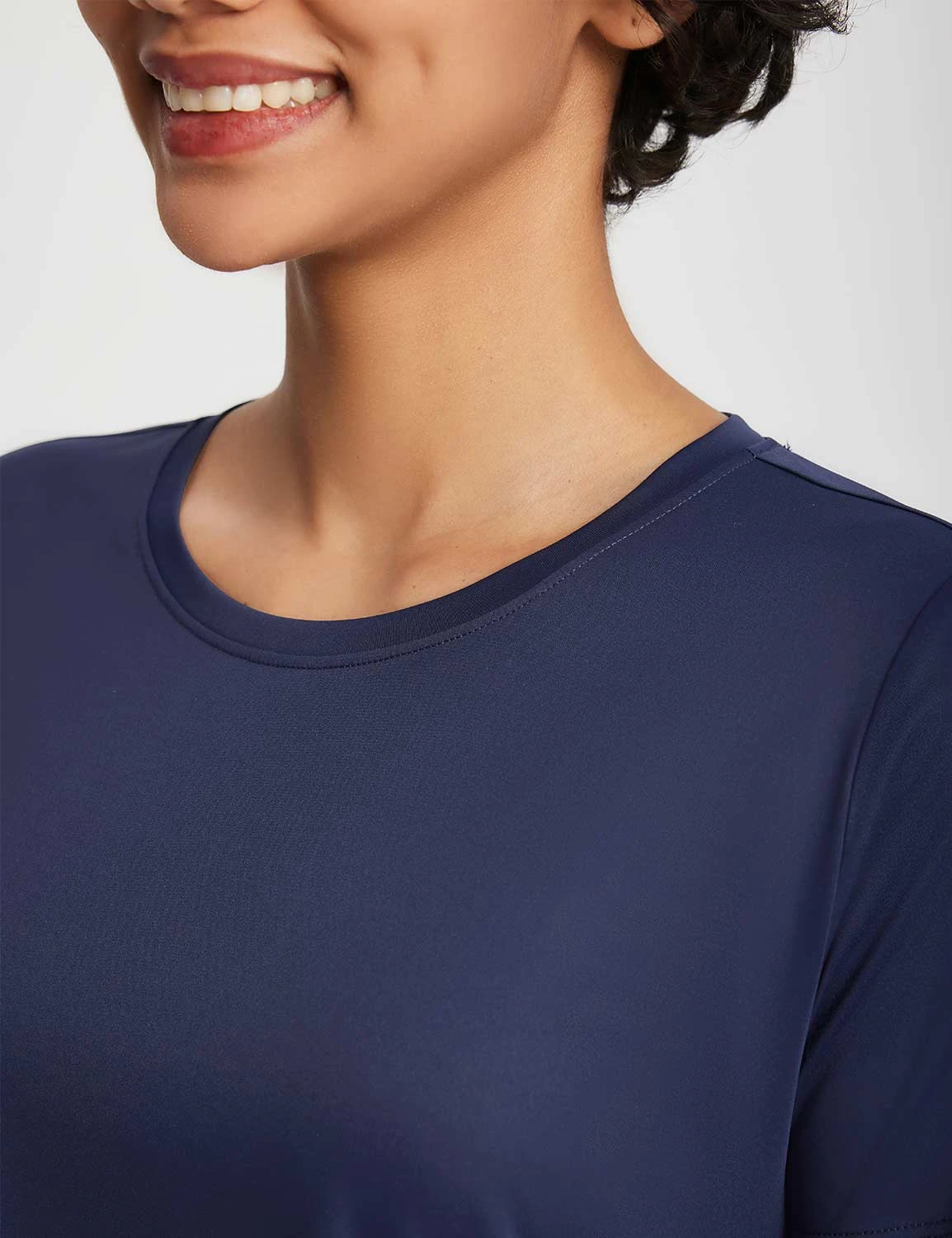 Women's Quick-Dry Split-Back Running T-Shirt 11 Women's Quick-Dry Split-Back Running T-Shirt - Image 11