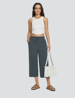 Laureate Women's Quick-Dry Running Capri Pants -Baleaf Clothing Shop bfr040 64dc49de 6078 4926 9c45 3d97f9192e79