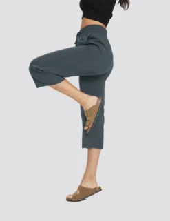 Laureate Women's Quick-Dry Running Capri Pants -Baleaf Clothing Shop bfr040 f6e1e323 b681 4a2f b361 9d43cfb46f34