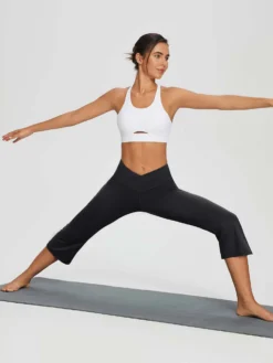 Women's High-Waisted Flare Capri Leggings 23 Women's High-Waisted Flare Capri Leggings -Baleaf Clothing Shop bfy042 5290974d 15b0 438a 9d37 612b83639f0e