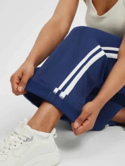 Women’s Running Side-Panel Contrast Fleece Straight-Leg Pants -Baleaf Clothing Shop bgr039 5 05f7b2b7 d2b9 4a34 9b8e 6b8007918fbb