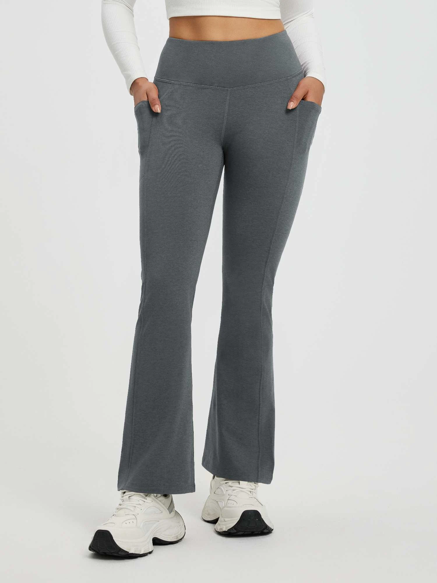 Women’s Yoga Floral Fleece High-Waisted Flared Leggings 7 Women’s Yoga Floral Fleece High-Waisted Flared Leggings - Image 7