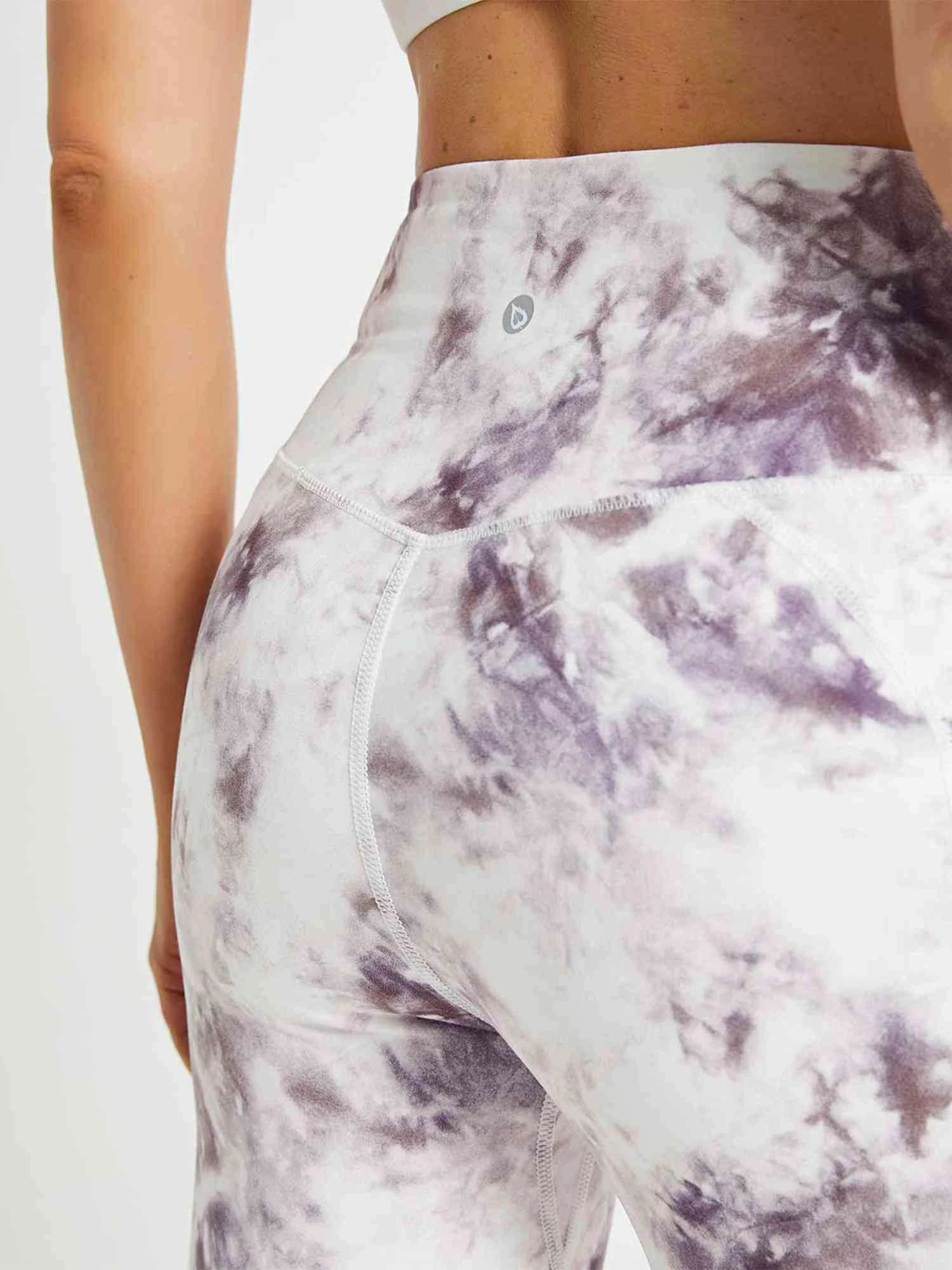 Women's High-Waisted Printed Yoga Shorts 11 Women's High-Waisted Printed Yoga Shorts - Image 11