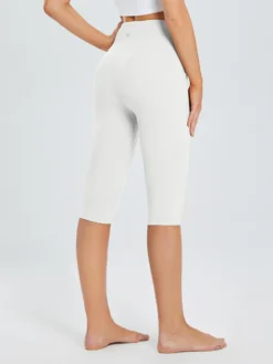 Laureate Women's Pocketed Yoga Capri Leggings -Baleaf Clothing Shop dbh037 1